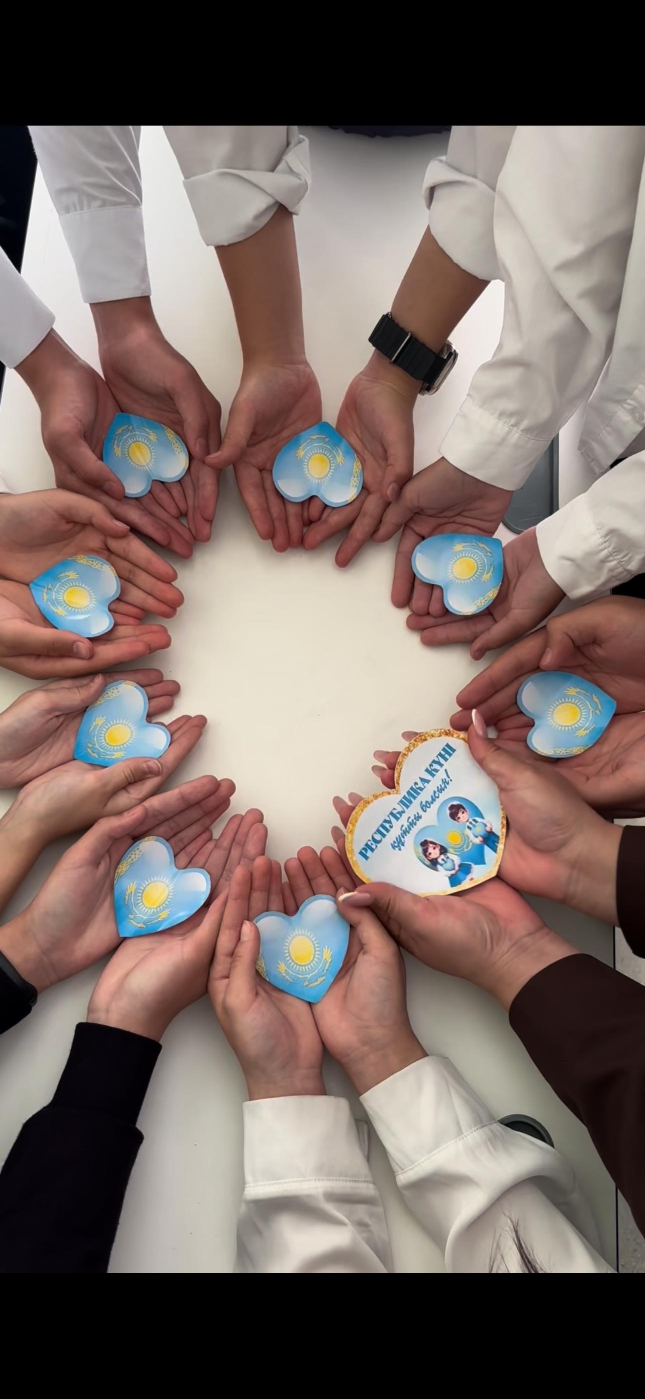 Республика күні мен Мемлекеттік диклорацияның 35 жылдығы құтты болсынІ