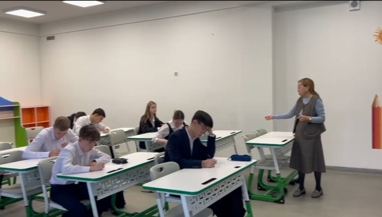 8 декабря состоялся Республиканская олимпиада для для учащихся 9-11 классов по общеобразовательным предметам.